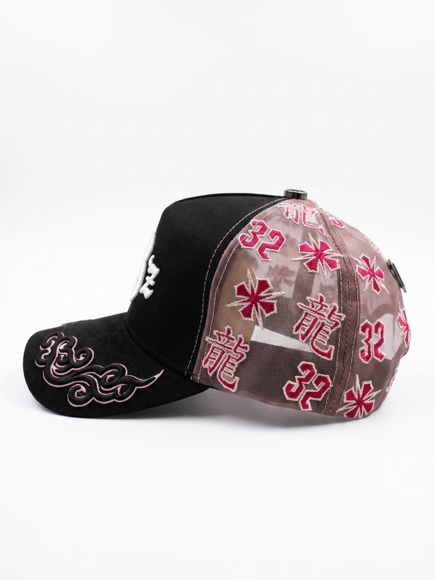 Gorra Báez Dragon 32 rosa y negra vista lateral izquierda