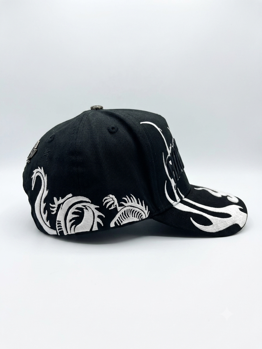 Gorra Báez x Shifu Son of God modelo 32 vista lateral izquierda